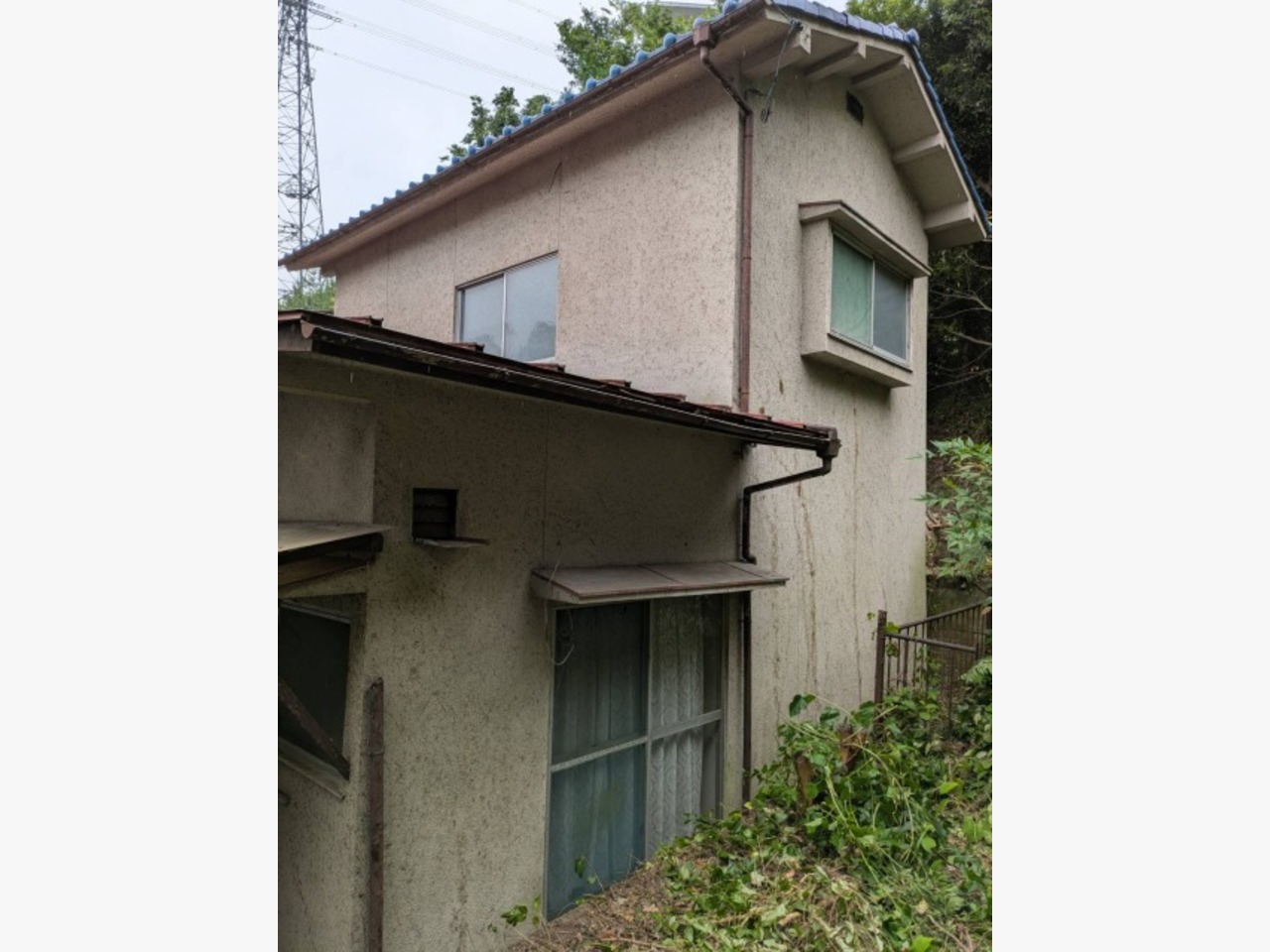 広島市内の空き家の草取りをしました☆の施工後画像